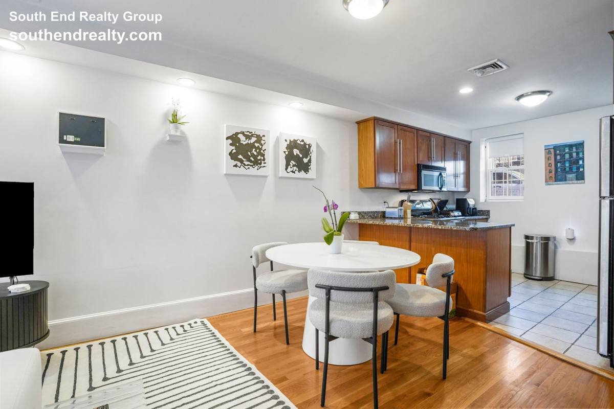 Apartment for rent at 5 Dartmouth Place #1, Boston, MA 02116