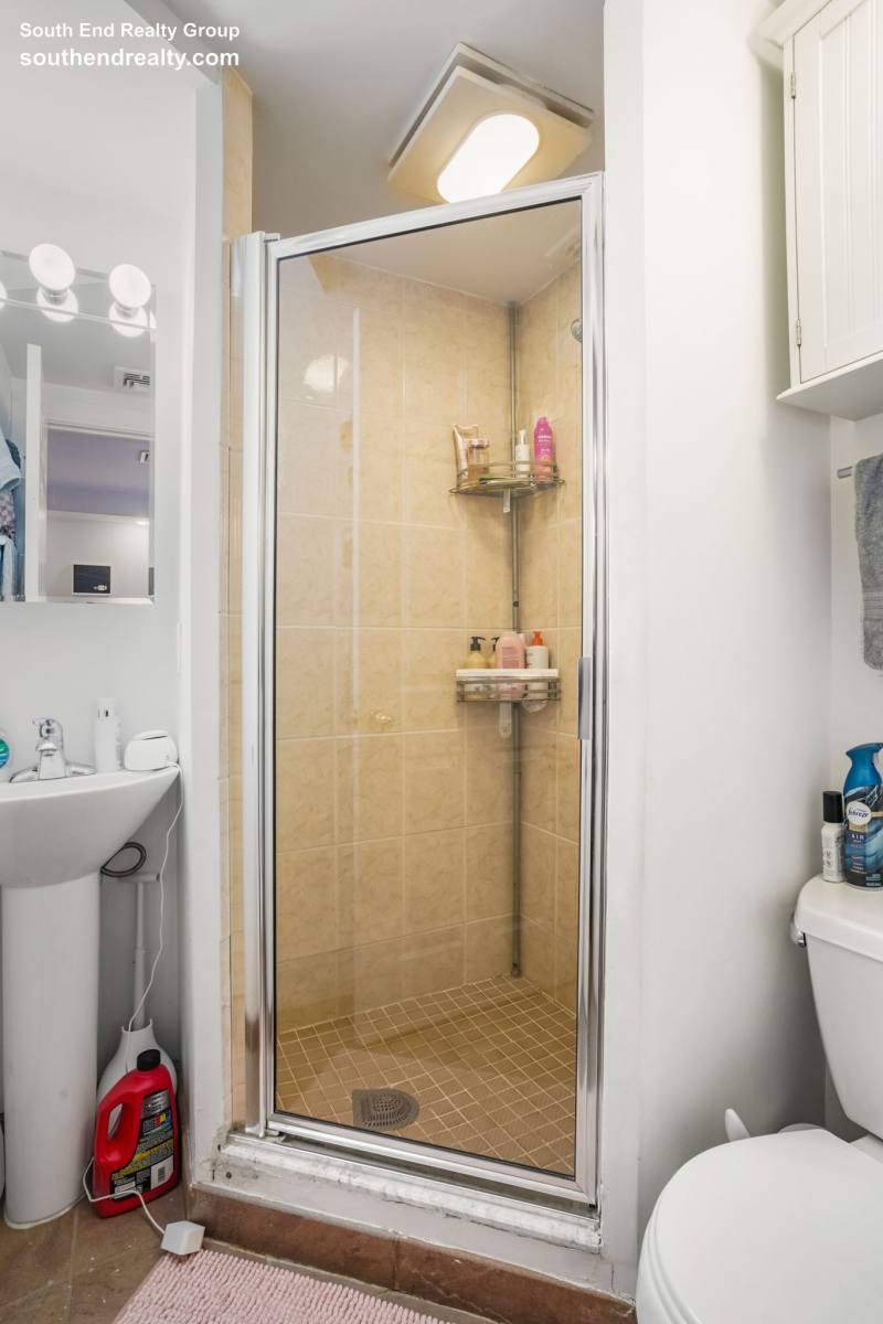 Apartment for rent at 5 Dartmouth Place #1, Boston, MA 02116