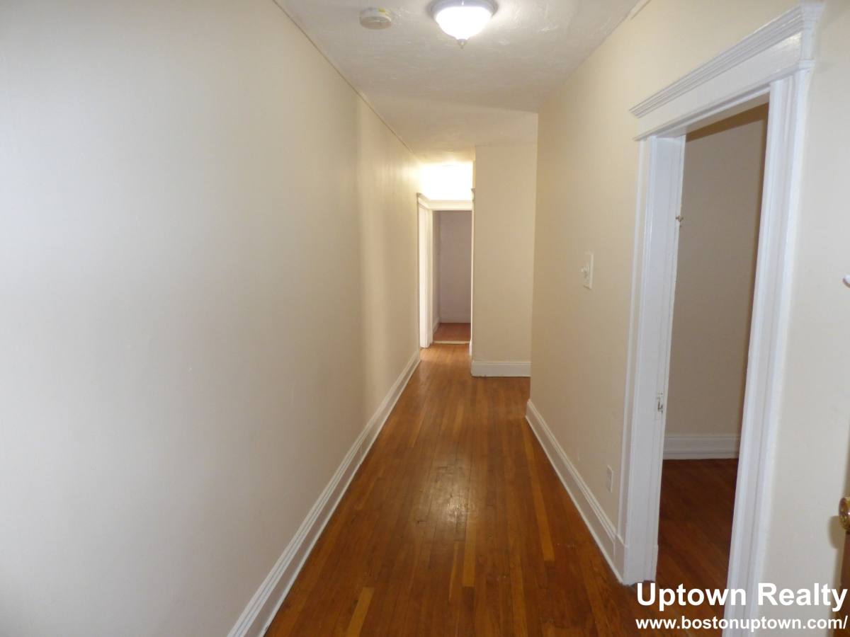 Apartment for rent at 1140 Commonwealth Ave #21, Allston, MA 02134