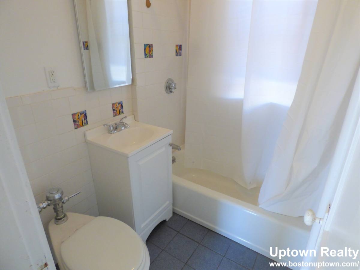 Apartment for rent at 1140 Commonwealth Ave #21, Allston, MA 02134