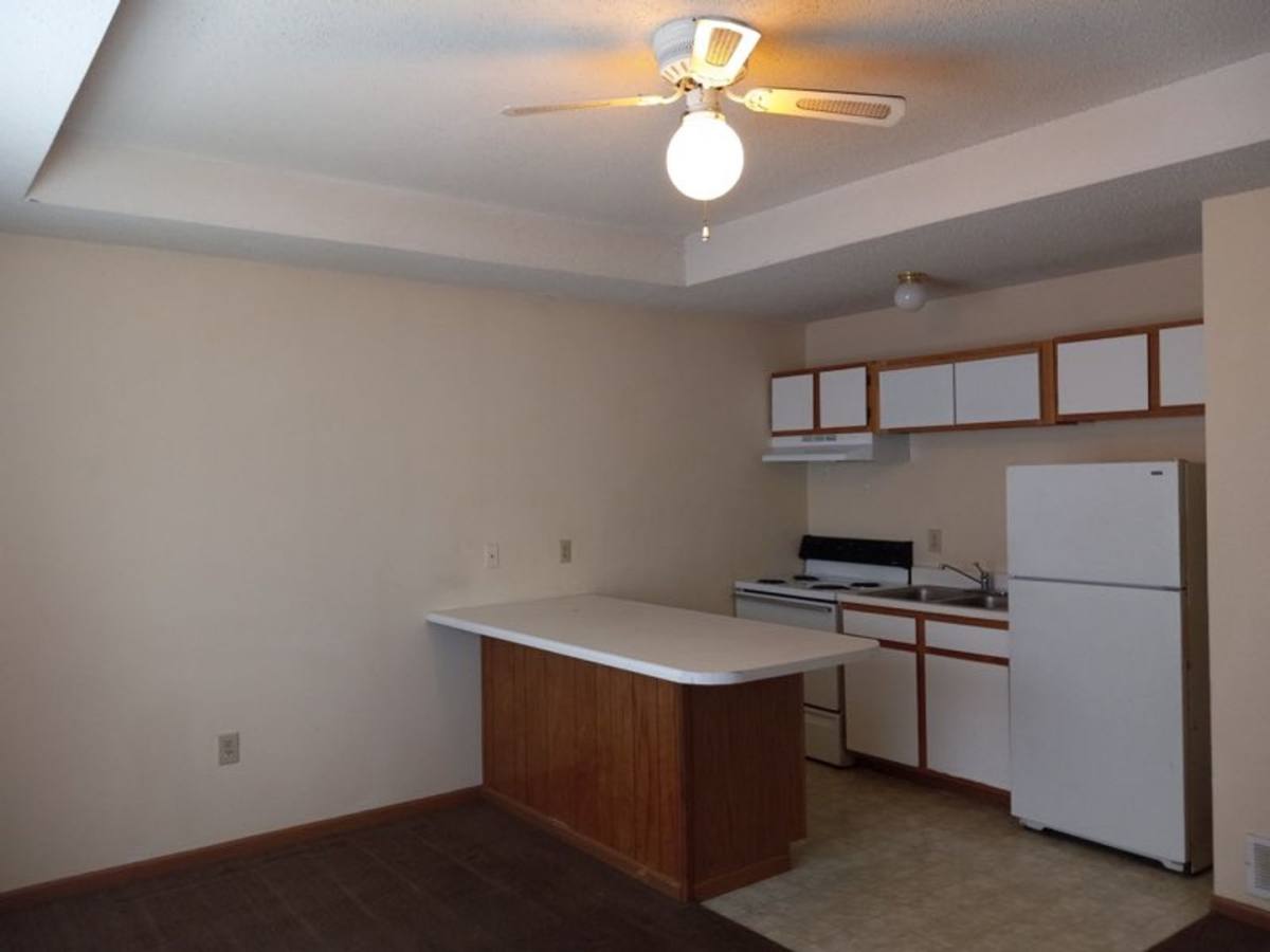 Apartment for rent at 140-146 S Gerhart Rd, California, MO 65018