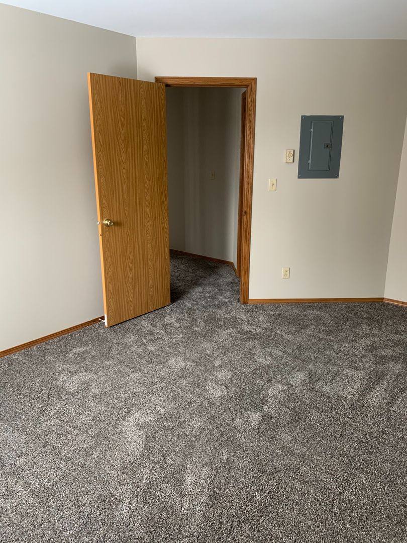 Apartment for rent at 9611 Bagley Dr, Roscoe, IL 61073