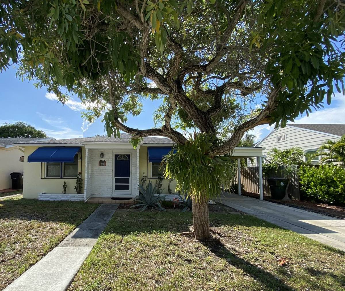 House for rent at 1209 N M St, Lake Worth Beach, FL 33460