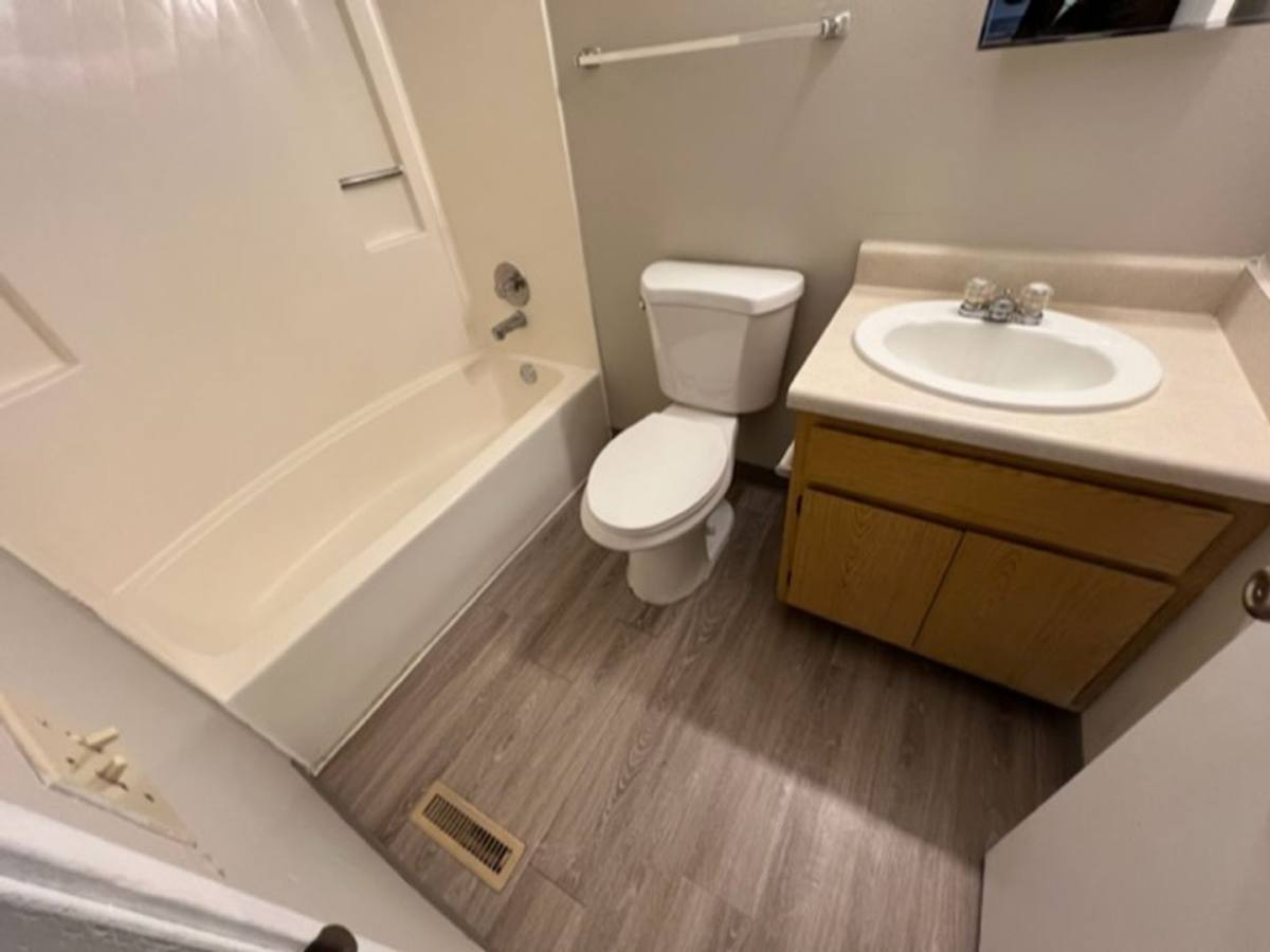 Apartment for rent at 2563 Nicholas Court E, Omaha, NE 68131