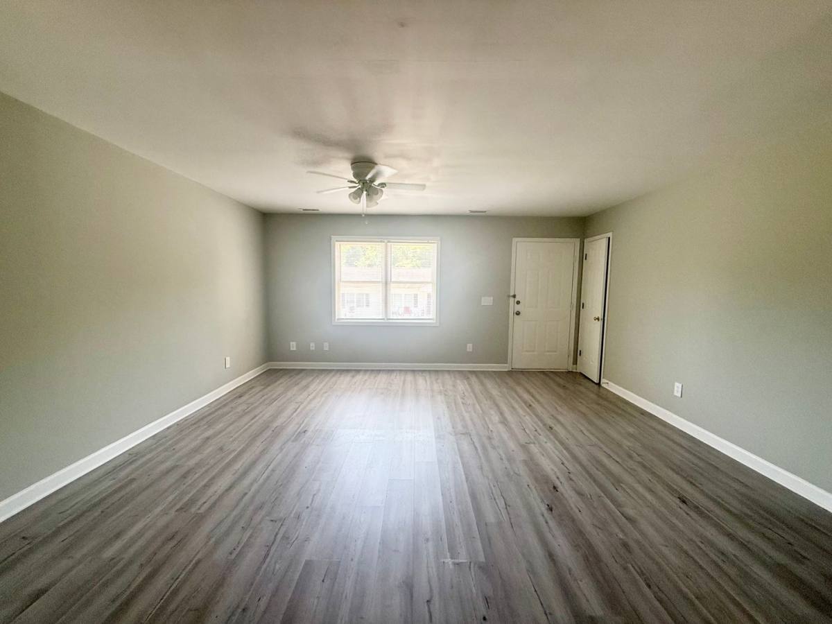 Apartment for rent at 654 Lakeside Ave, Burlington, NC 27217