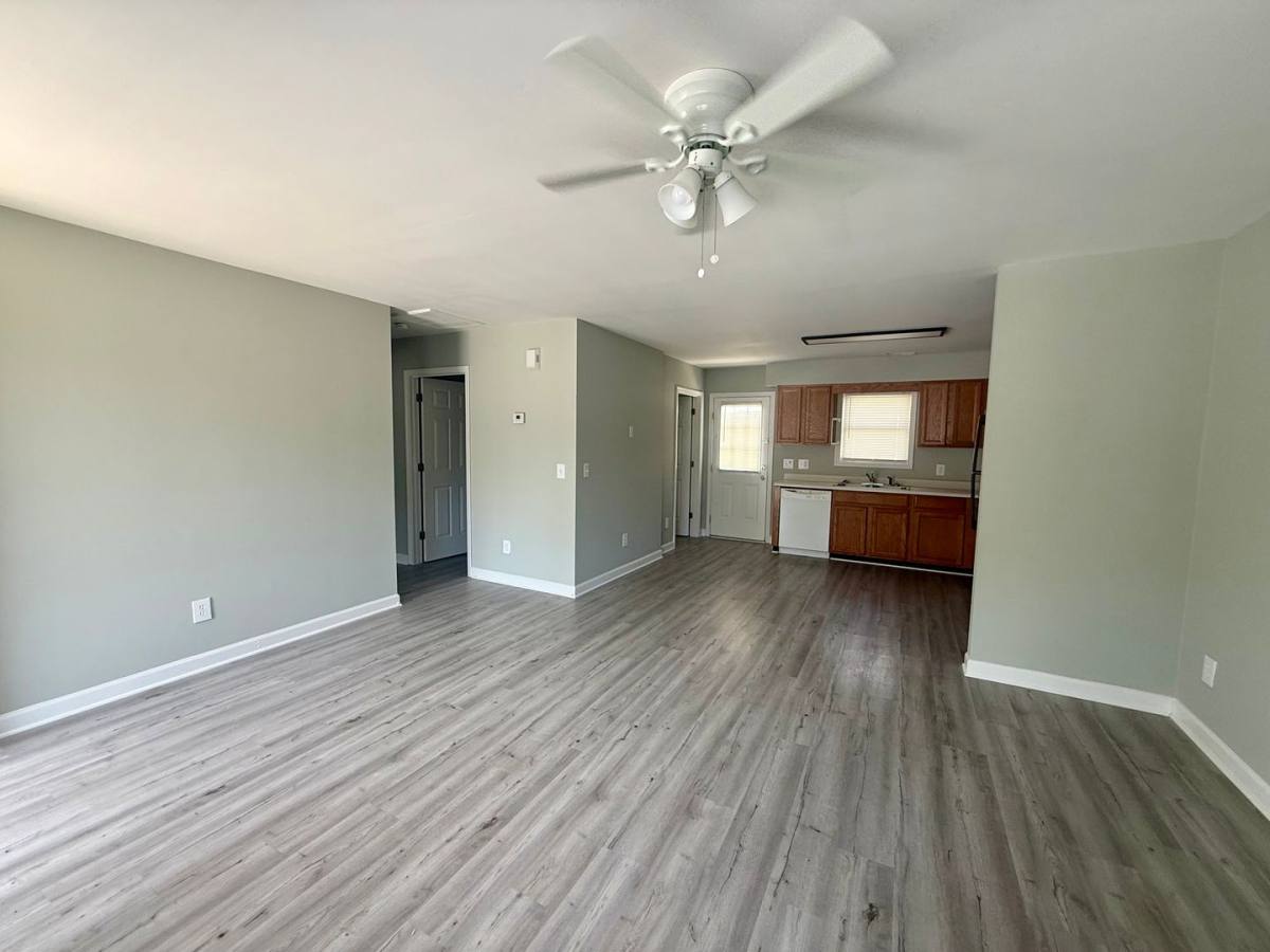 Apartment for rent at 654 Lakeside Ave, Burlington, NC 27217
