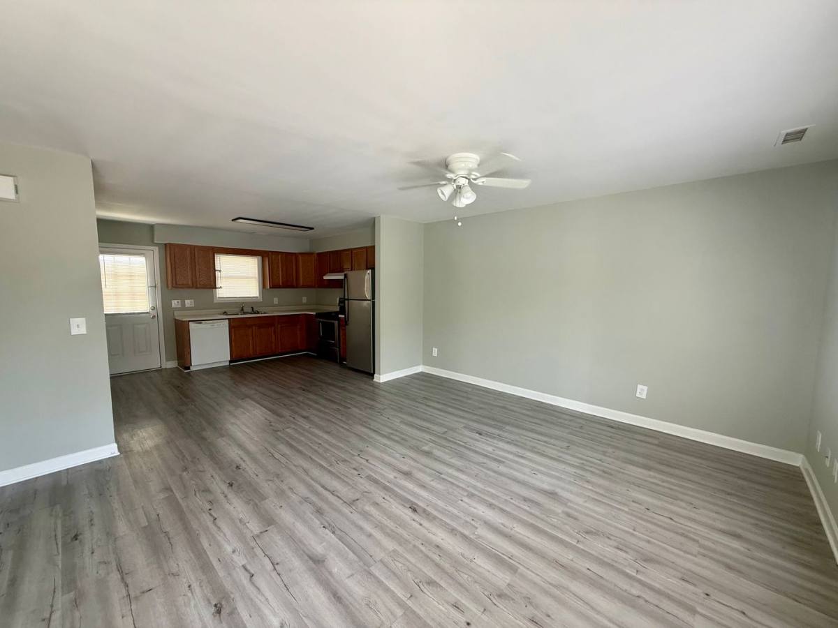 Apartment for rent at 654 Lakeside Ave, Burlington, NC 27217