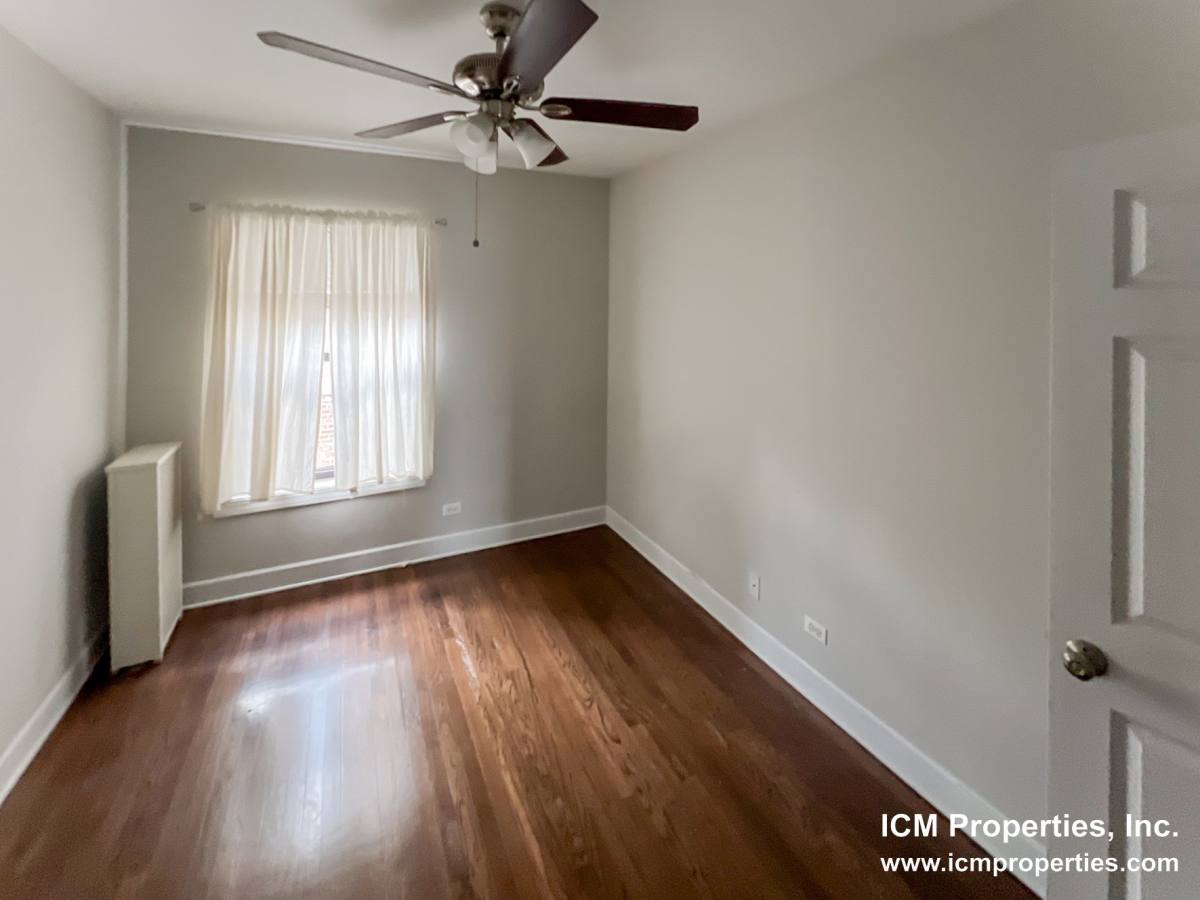Apartment for rent at 512 W Cornelia Ave #309, Chicago, IL 60657