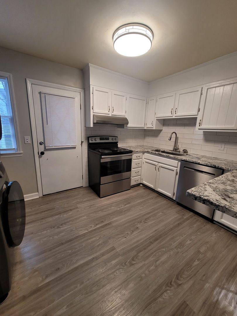 Townhouse for rent at 825 Montclair Dr, Wilmington, NC 28403