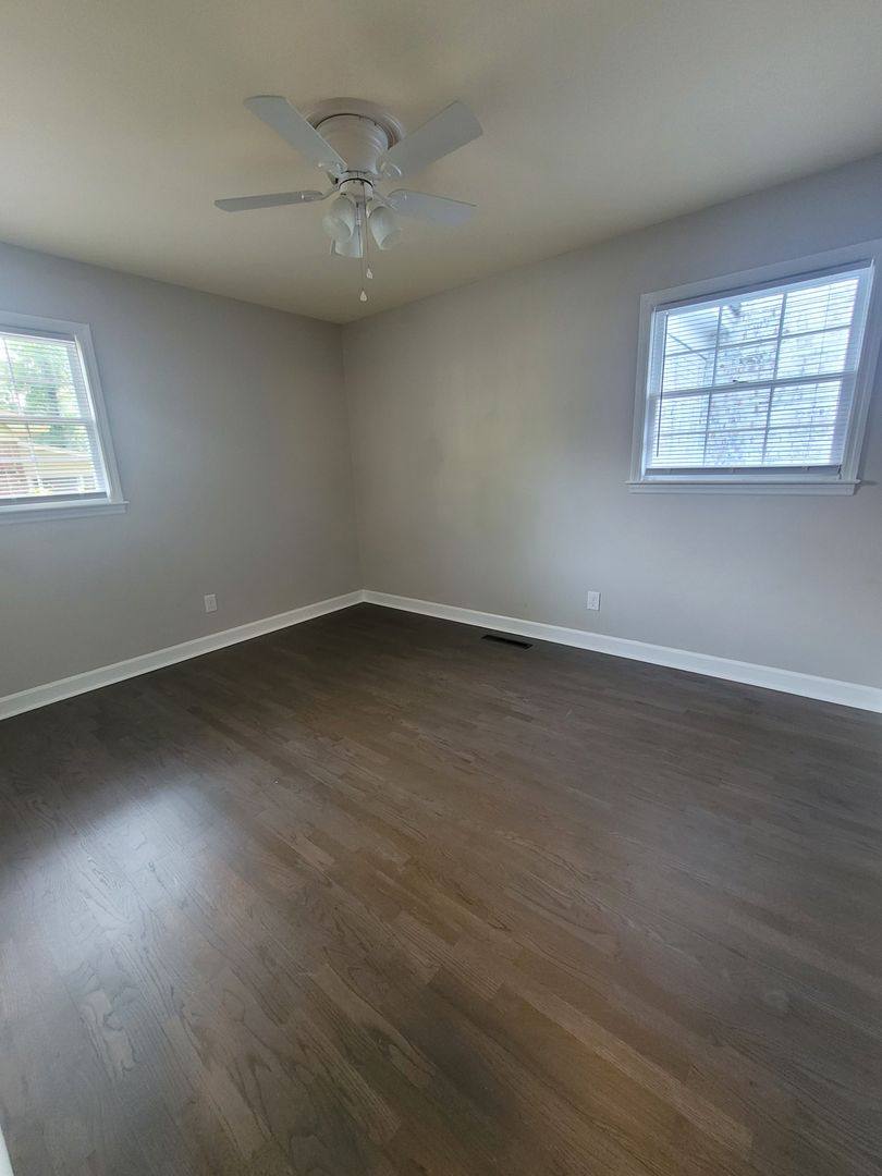 Townhouse for rent at 825 Montclair Dr, Wilmington, NC 28403