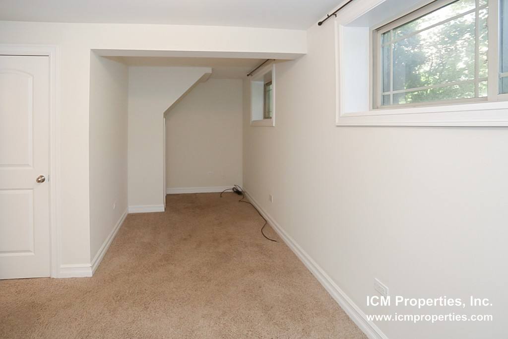 Apartment for rent at 3808 N Sheffield Ave #3816S-1W Fp, Chicago, IL 60613