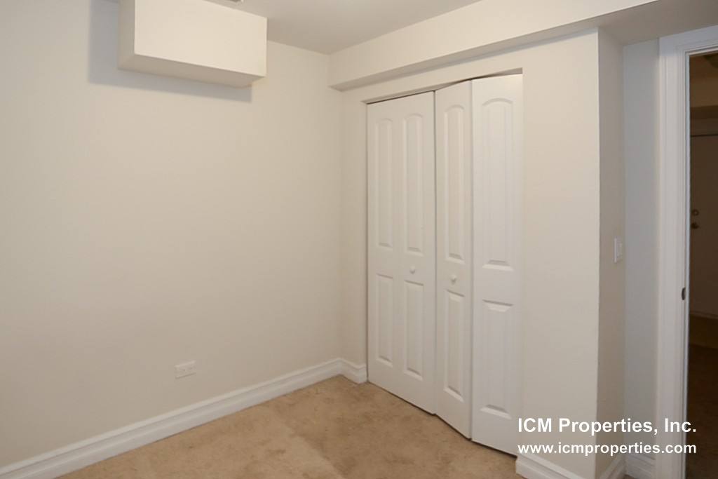 Apartment for rent at 3808 N Sheffield Ave #3816S-1W Fp, Chicago, IL 60613