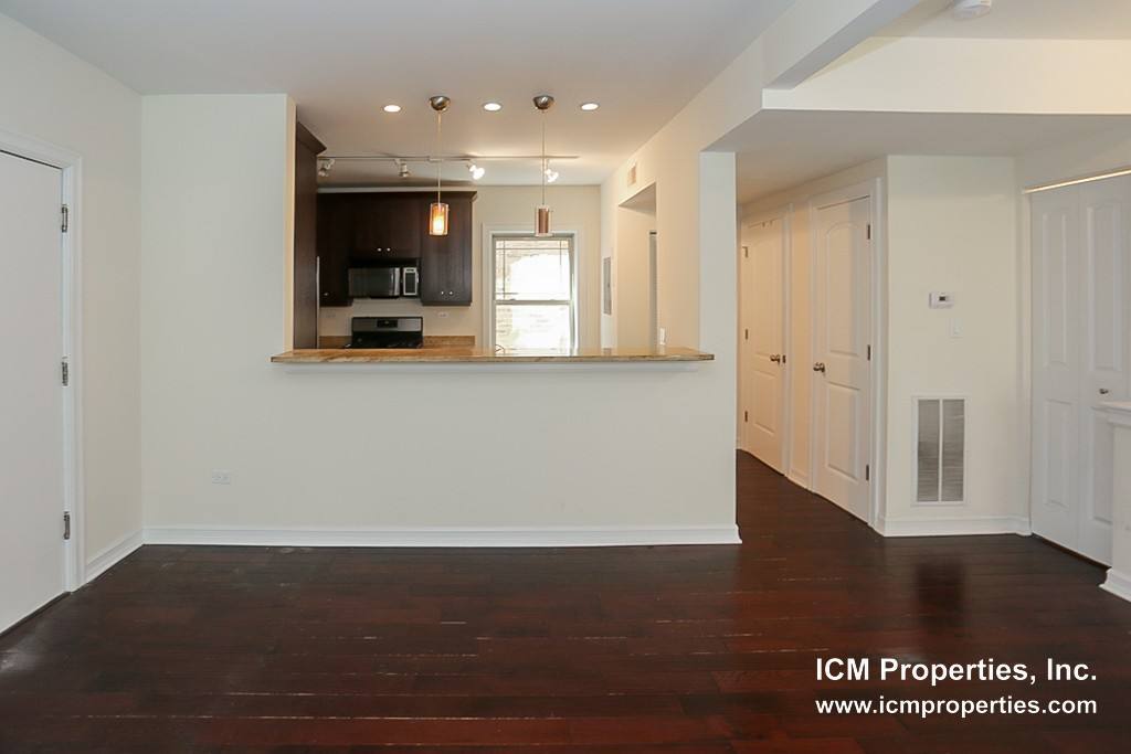 Apartment for rent at 3808 N Sheffield Ave #3816S-1W Fp, Chicago, IL 60613