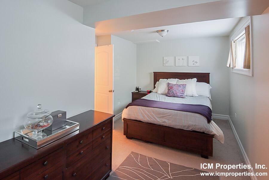 Apartment for rent at 3808 N Sheffield Ave #1E, Chicago, IL 60613