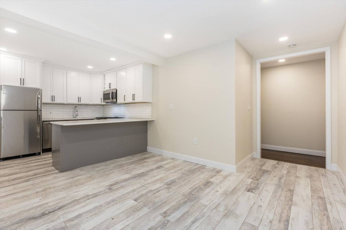 Apartment for rent at 73 Glenridge Ave, Montclair, NJ 07042