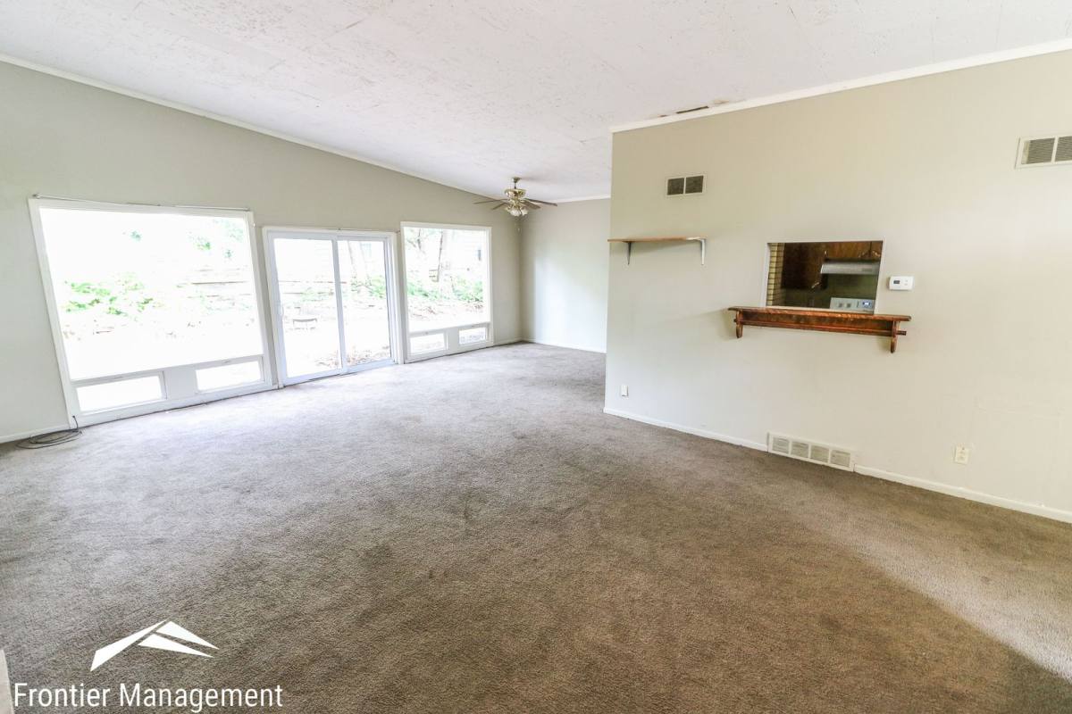 Apartment for rent at 1425 Harry Rd, Manhattan, KS 66502