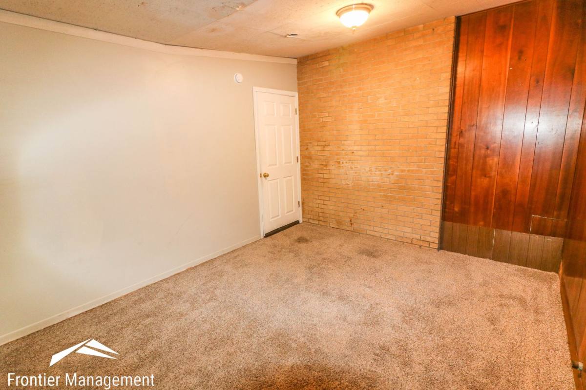 Apartment for rent at 1425 Harry Rd, Manhattan, KS 66502