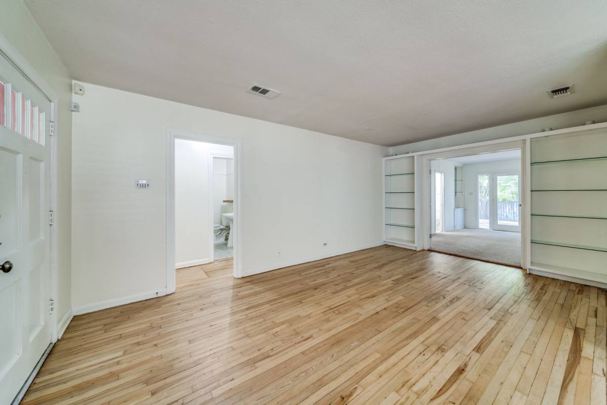 House for rent at 136 Harmon Dr, San Antonio, TX 78209
