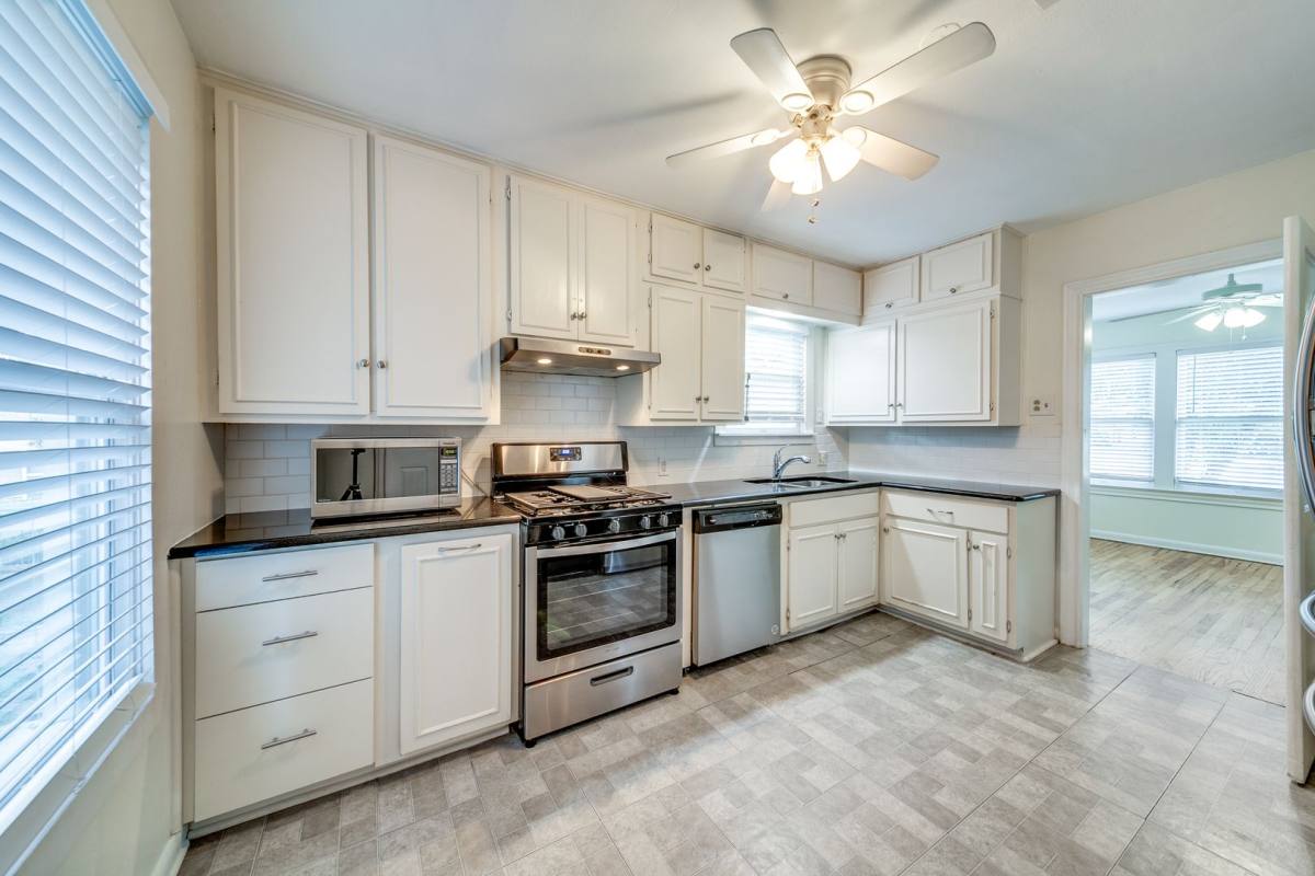 House for rent at 136 Harmon Dr, San Antonio, TX 78209