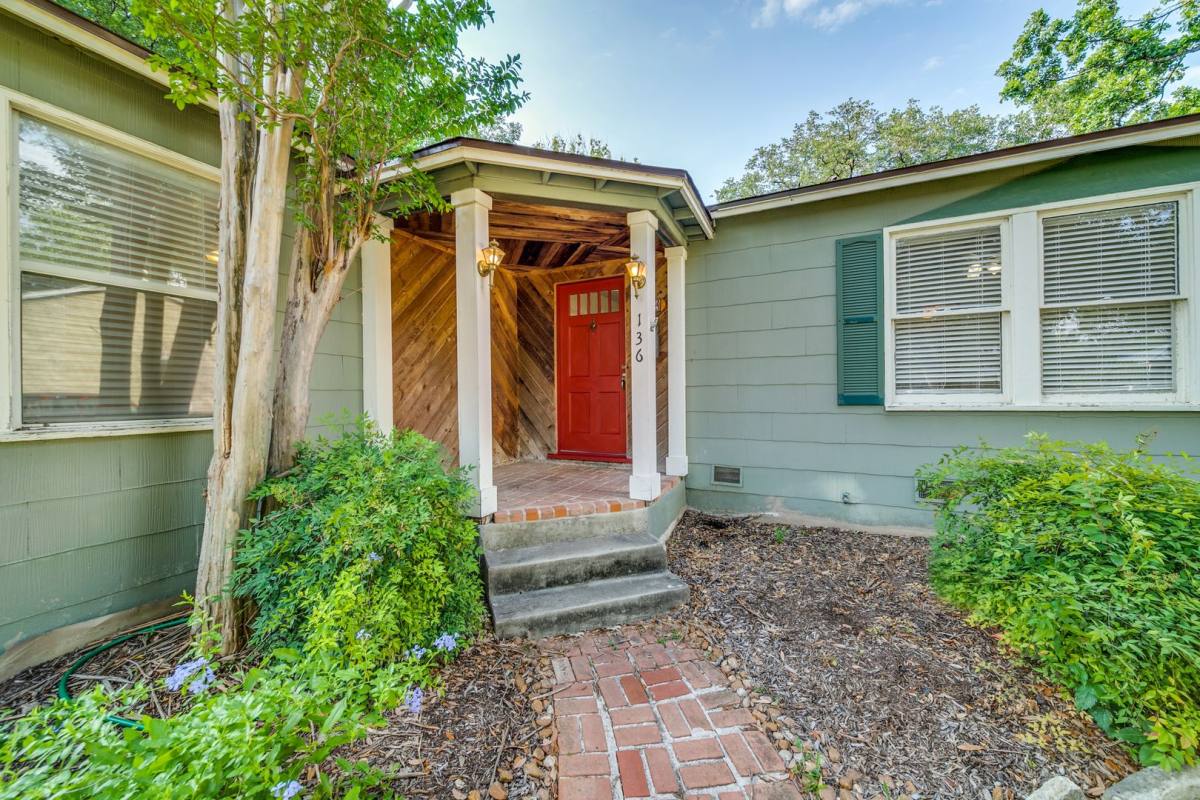 House for rent at 136 Harmon Dr, San Antonio, TX 78209