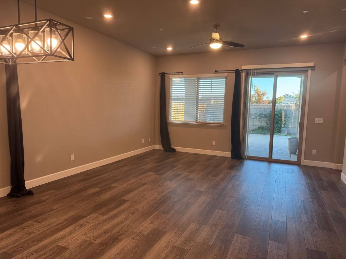 House for rent at 5073 Creekhollow Way, Roseville, CA 95747