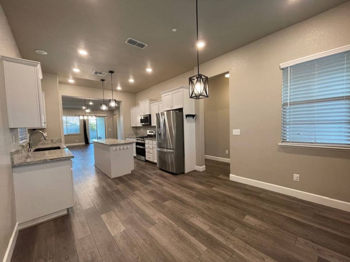 House for rent at 5073 Creekhollow Way, Roseville, CA 95747