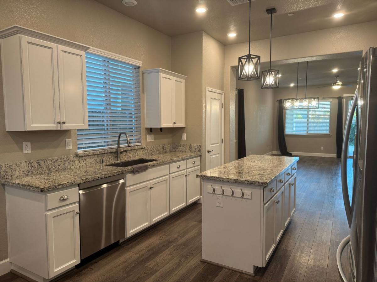 House for rent at 5073 Creekhollow Way, Roseville, CA 95747