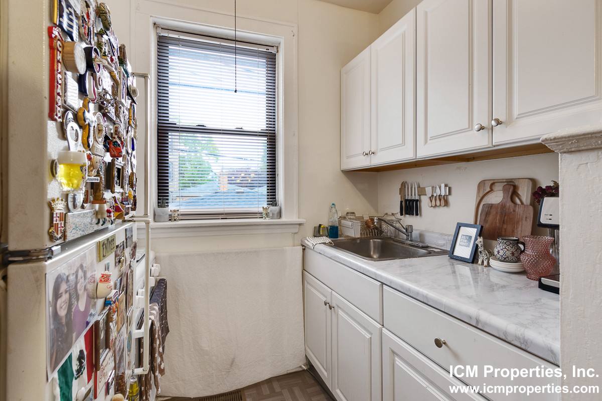 Apartment for rent at 3618 N Marshfield Ave #1C, Chicago, IL 60613