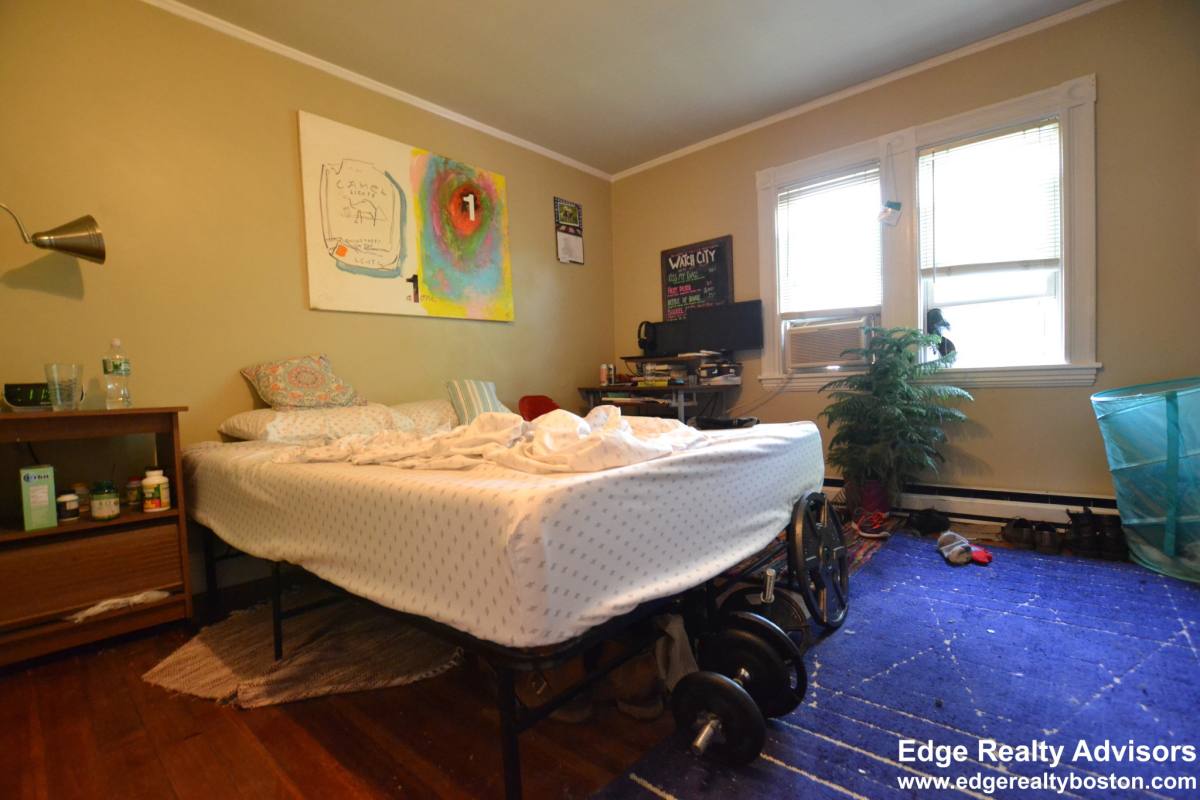 Apartment for rent at 29 Newcastle Rd #2, Brighton, MA 02135