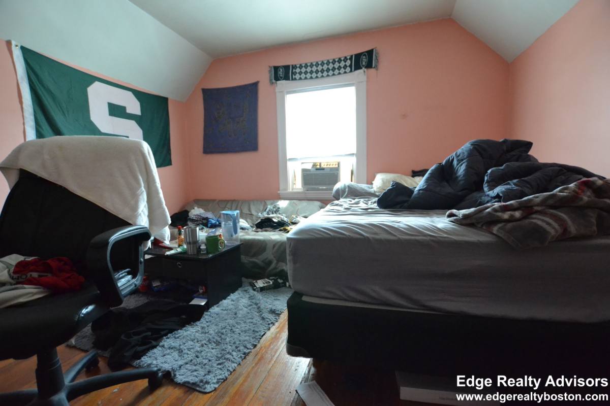 Apartment for rent at 29 Newcastle Rd #2, Brighton, MA 02135