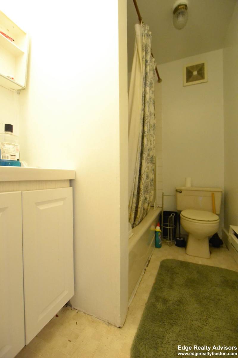 Apartment for rent at 29 Newcastle Rd #2, Brighton, MA 02135