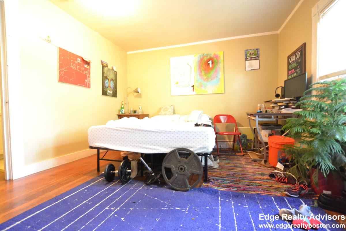 Apartment for rent at 29 Newcastle Rd #2, Brighton, MA 02135