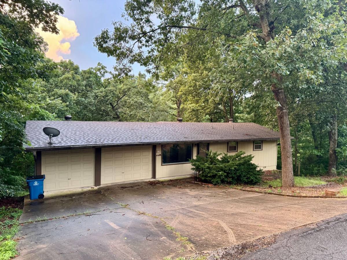 House for rent at 19 Gore Lane, Bella Vista, AR 72715