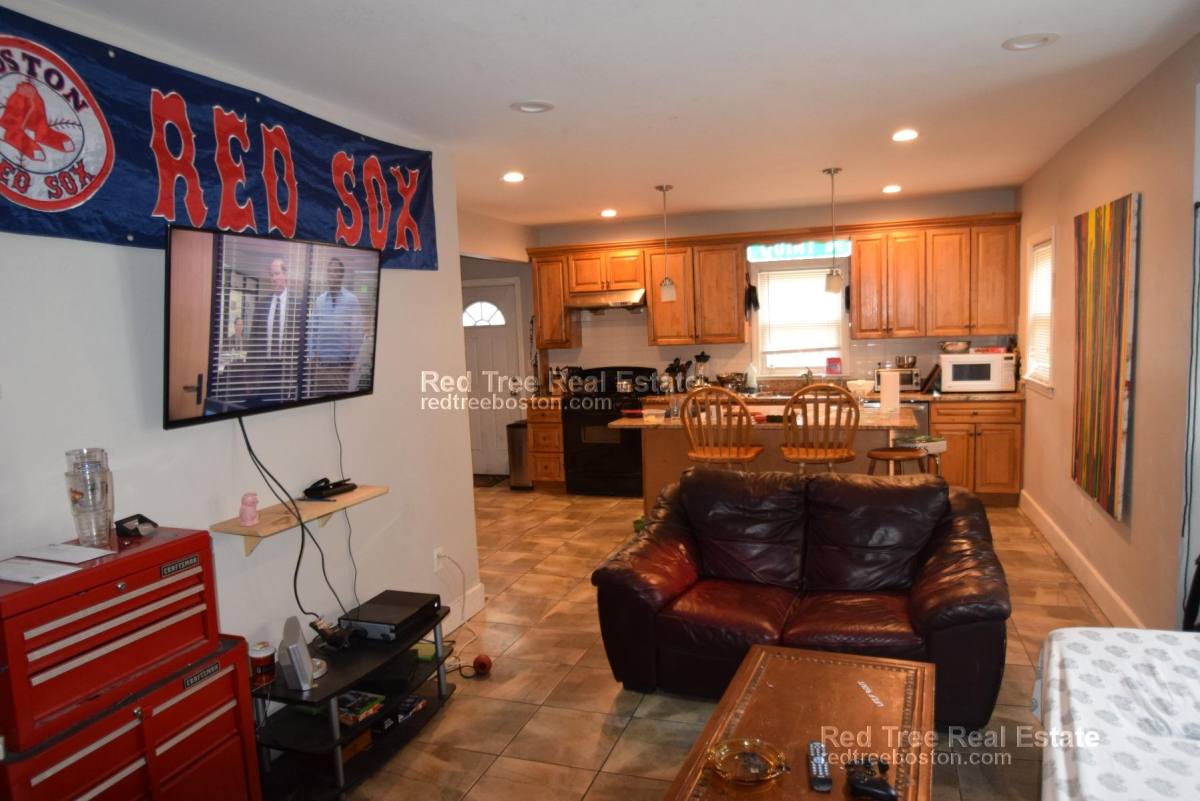 Apartment for rent at 34 Long Ave, Allston, MA 02134