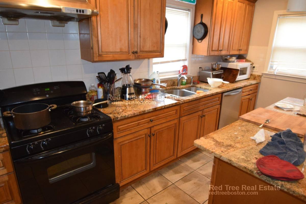 Apartment for rent at 34 Long Ave, Allston, MA 02134