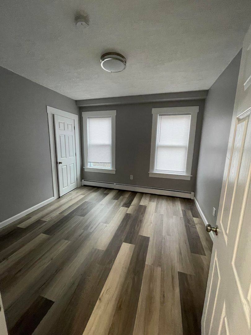 Apartment for rent at 151-153 Leighton St, Fitchburg, MA 01420