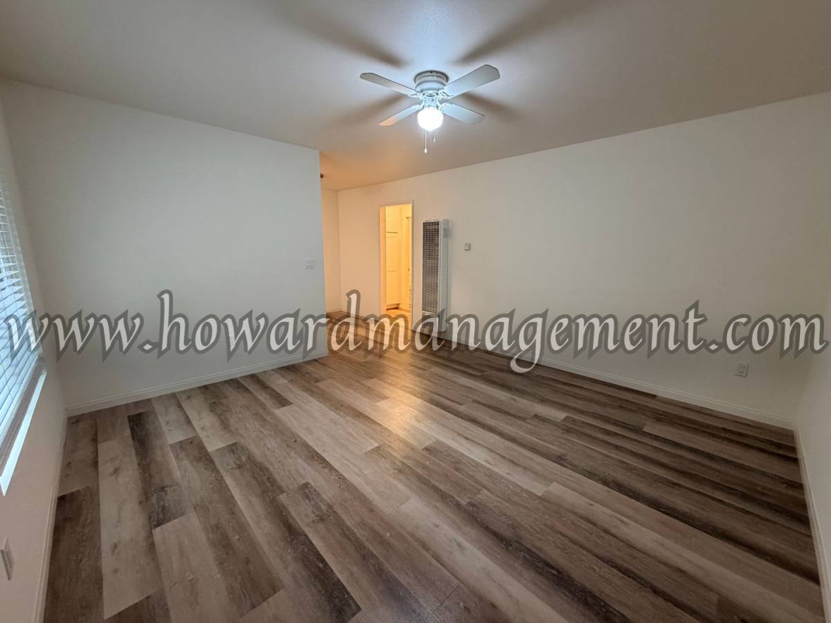 Apartment for rent at 4124 Grand View Blvd, Los Angeles, CA 90066