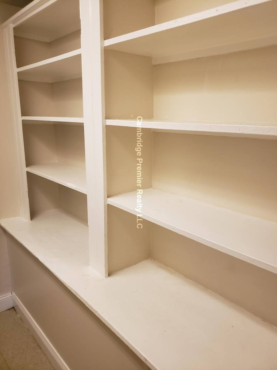 Apartment for rent at 279 Pearl St #1R, Cambridge, MA 02139