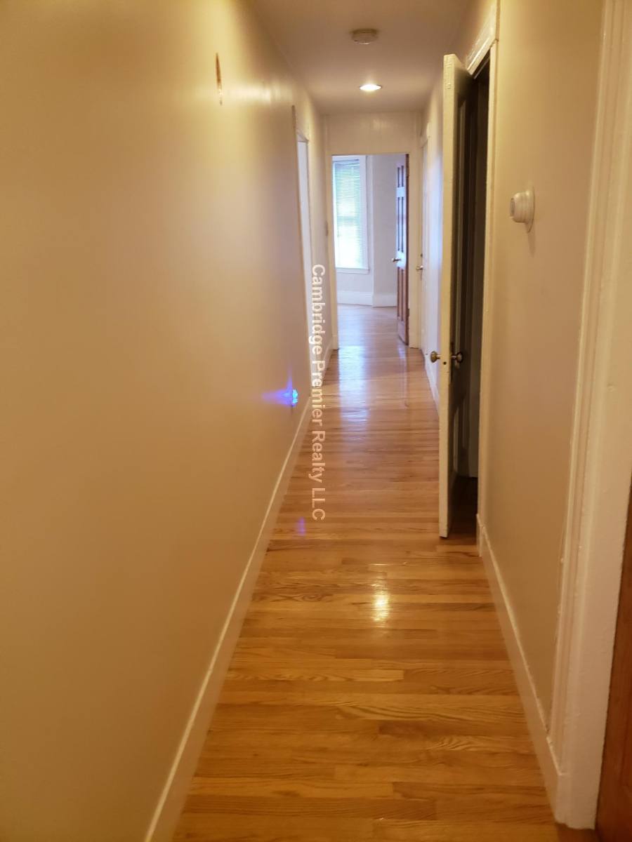 Apartment for rent at 279 Pearl St #1R, Cambridge, MA 02139
