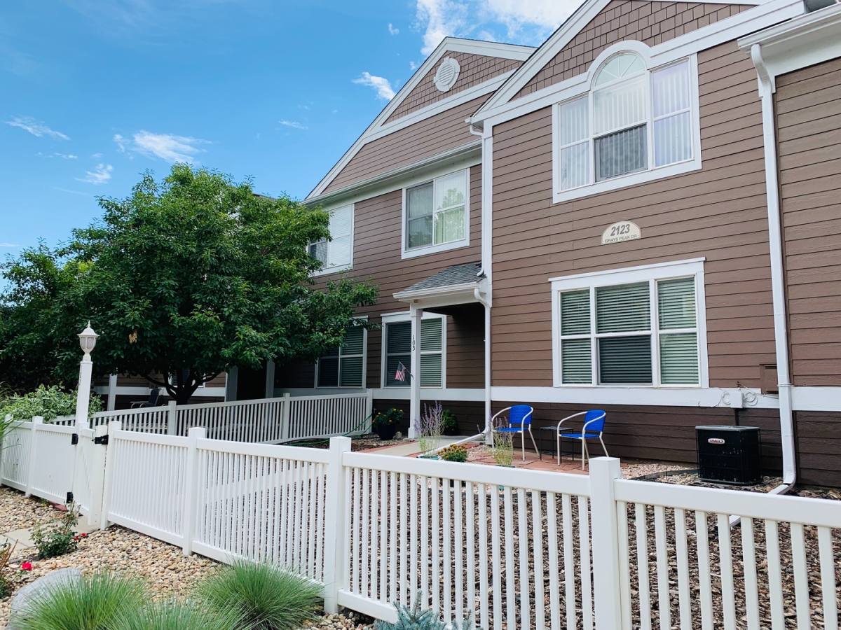 Townhouse for rent at 2123 Grays Peak Dr, Loveland, CO 80538
