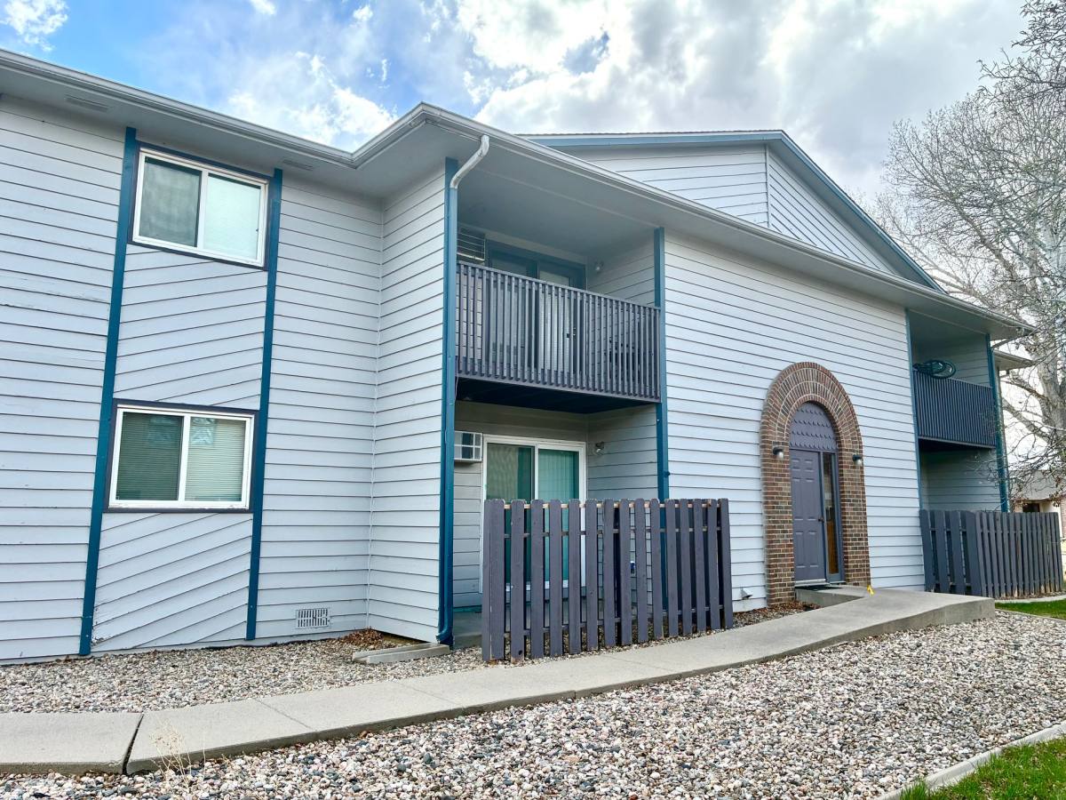 Apartment for rent at 332 Terri Dr, Loveland, CO 80537