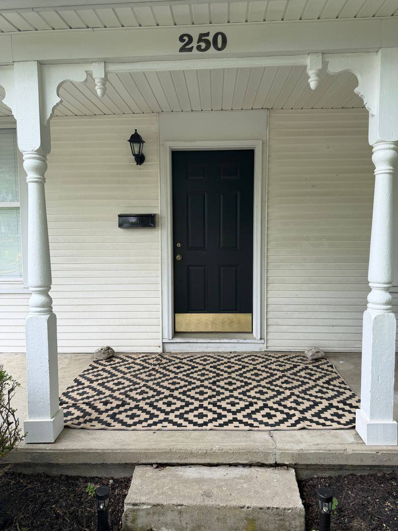 Apartment for rent at 250 N Second St, Tipp City, OH 45371