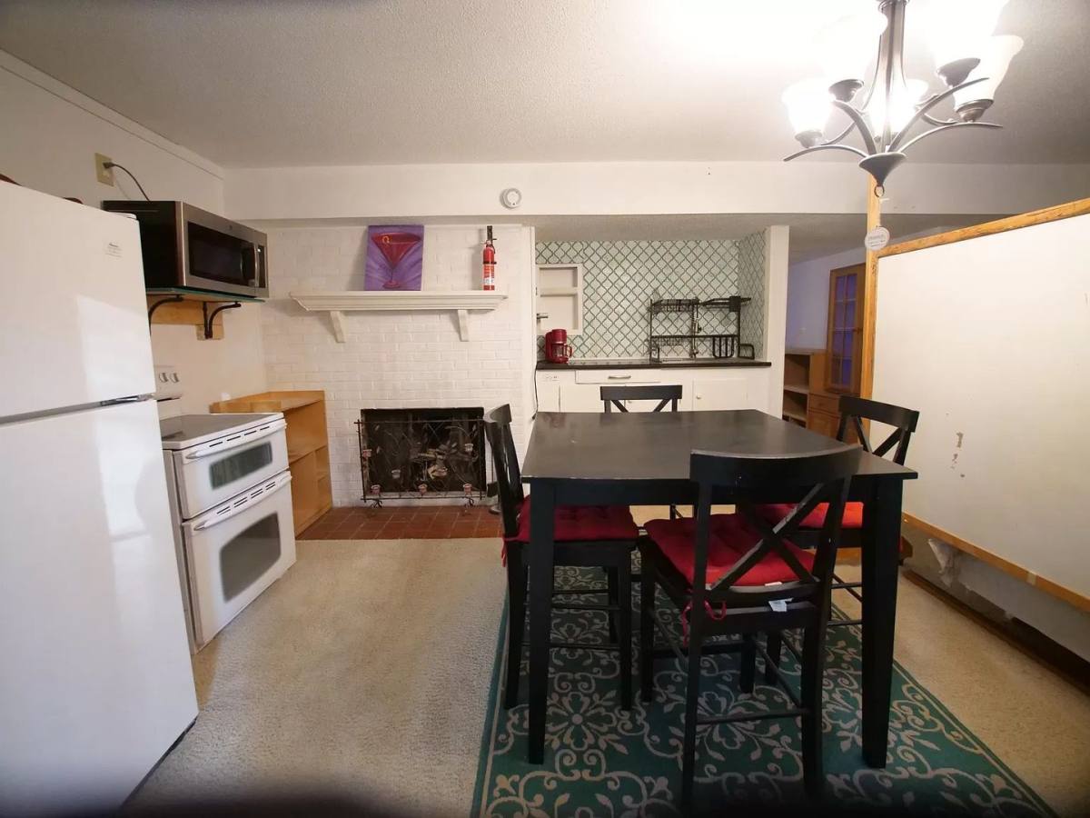 House for rent at 5985 Dixon Dr #B, Raleigh, NC 27609
