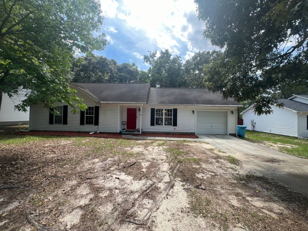 House for rent at 197 Bannermans Mill Rd, Richlands, NC 28574