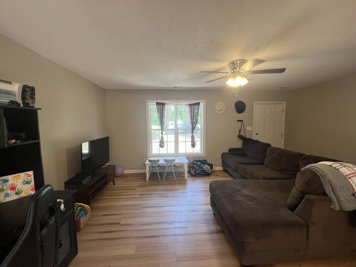 House for rent at 197 Bannermans Mill Rd, Richlands, NC 28574