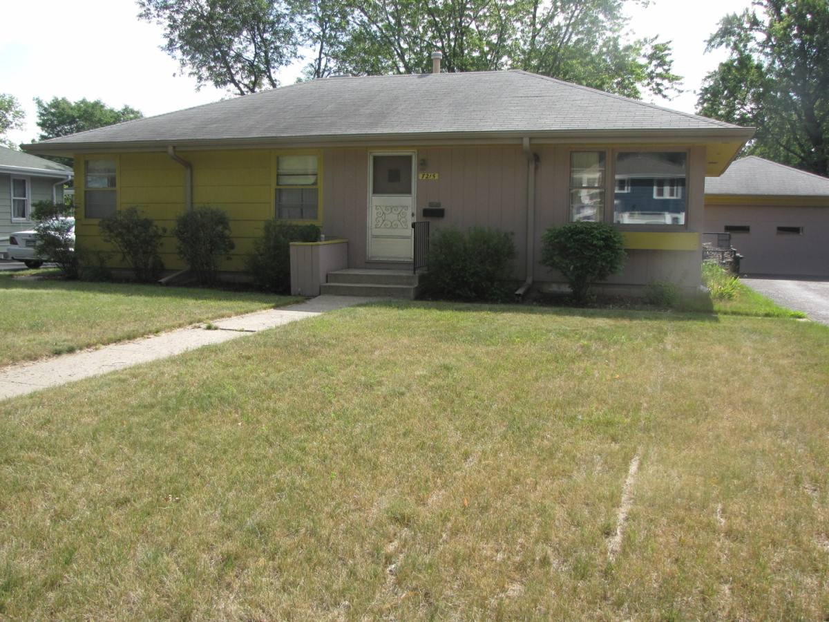 House for rent at 7215 12th Ave S, Minneapolis, MN 55423