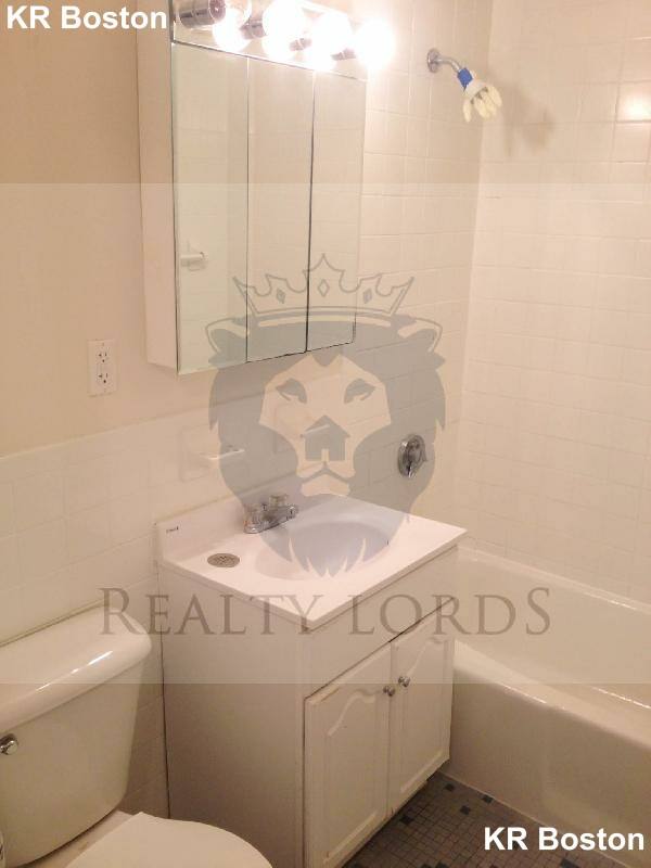 Apartment for rent at 16 Whites Ave #64, Watertown, MA 02472