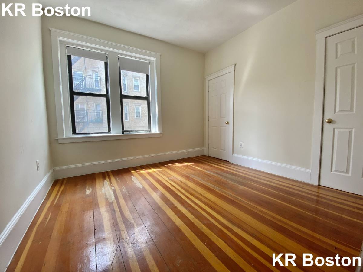 Apartment for rent at 1381 Commonwealth Ave #2, Allston, MA 02134
