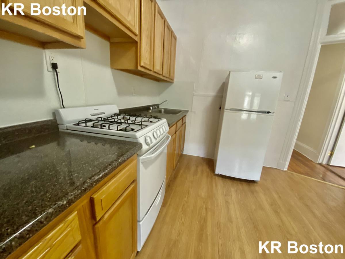 Apartment for rent at 1381 Commonwealth Ave #2, Allston, MA 02134