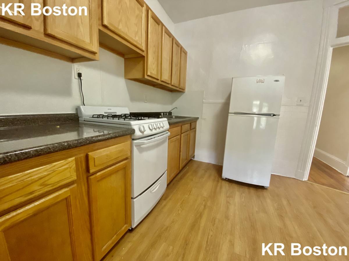 Apartment for rent at 1381 Commonwealth Ave #2, Allston, MA 02134